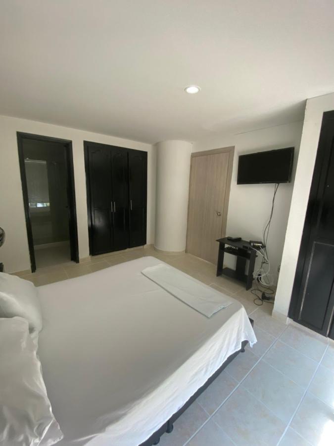 Apartaestudio Amoblado Con Excelente Ubicacion Apartment Pereira Exterior photo
